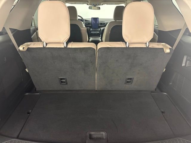 Used 2024 Ford Explorer Limited w/ Limited Technology Package image 39