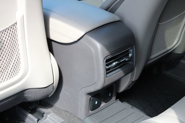 Used 2024 Lincoln Corsair FWD w/ Equipment Group 101A image 22