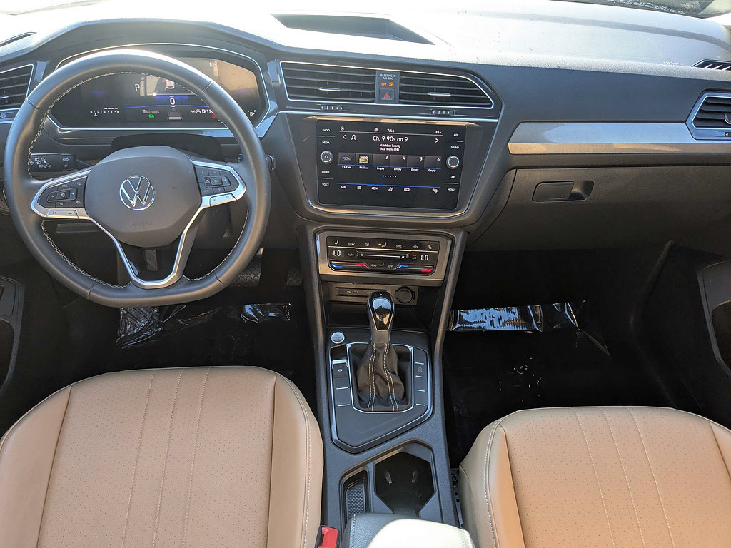 Used 2024 Volkswagen Tiguan SE FWD image 15