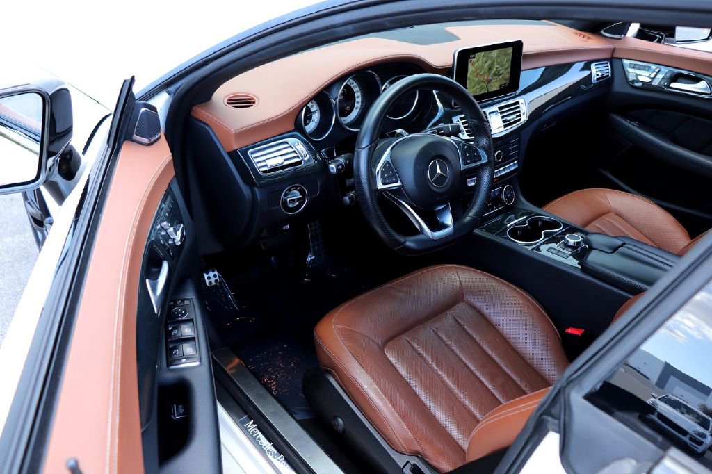 Used 2018 Mercedes-Benz CLS 550 w/ Premium 2 Package image 16