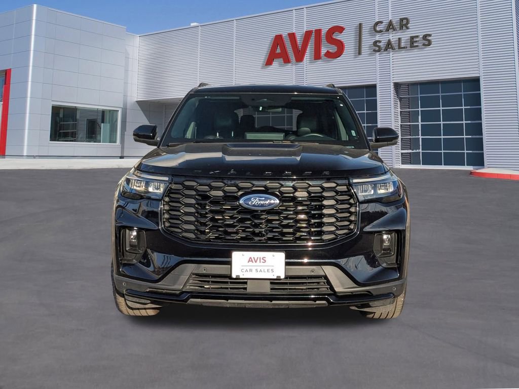 Used 2025 Ford Explorer ST-Line w/ ST-Line Street Pack image 10