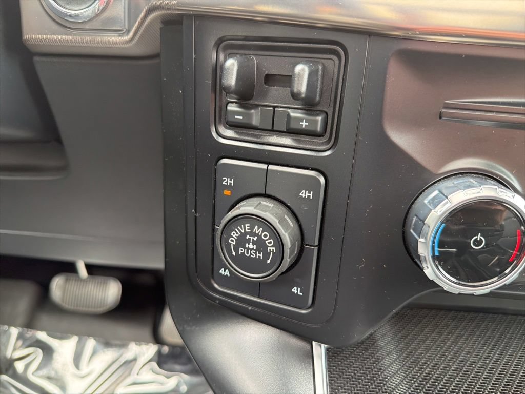 Certified 2023 Ford F150 Raptor w/ Raptor Carbon Fiber Package AWD/4WD image 35