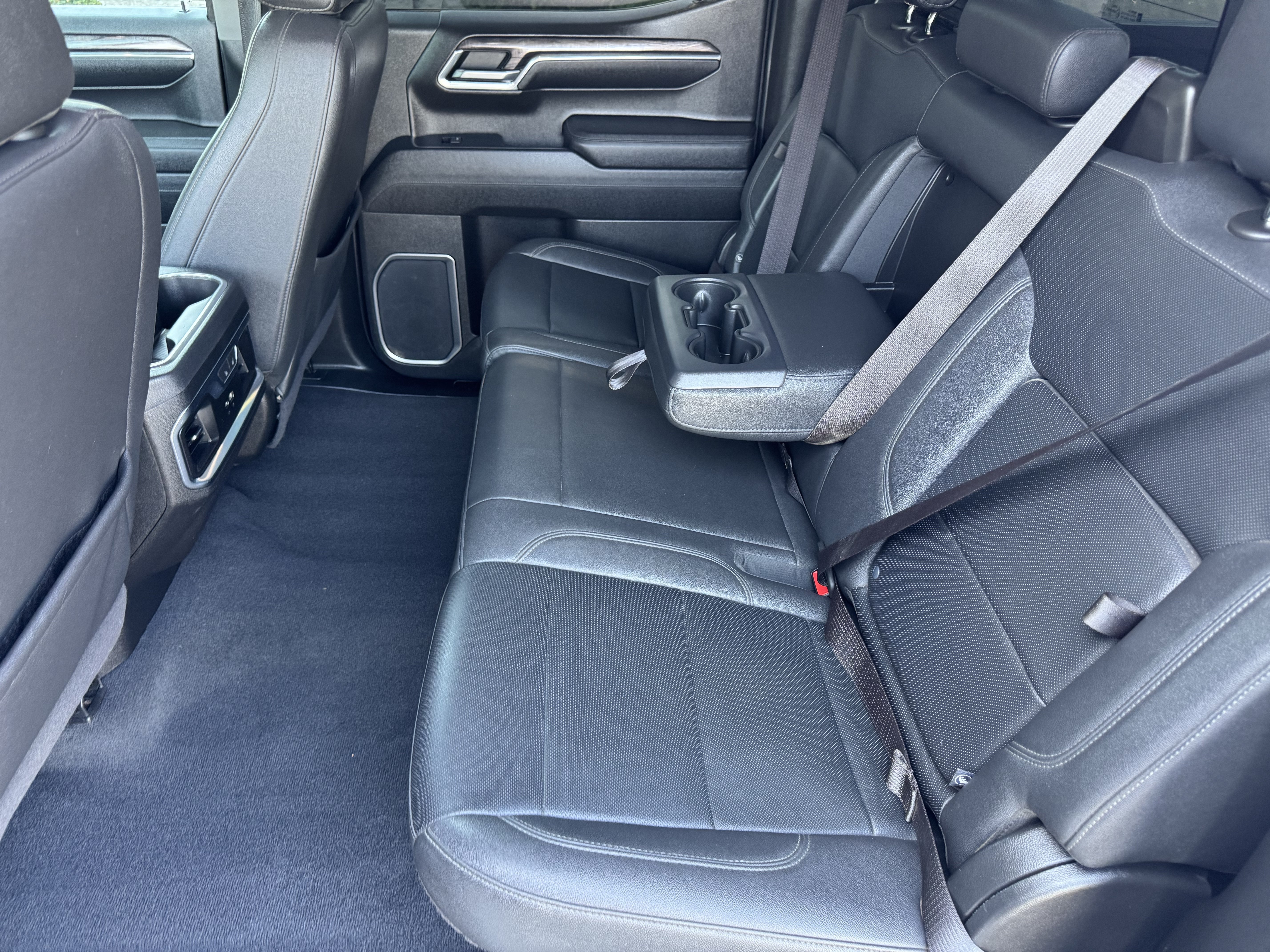 Certified 2023 Chevrolet Silverado 1500 LTZ w/ LTZ Convenience Package II AWD/4WD image 15