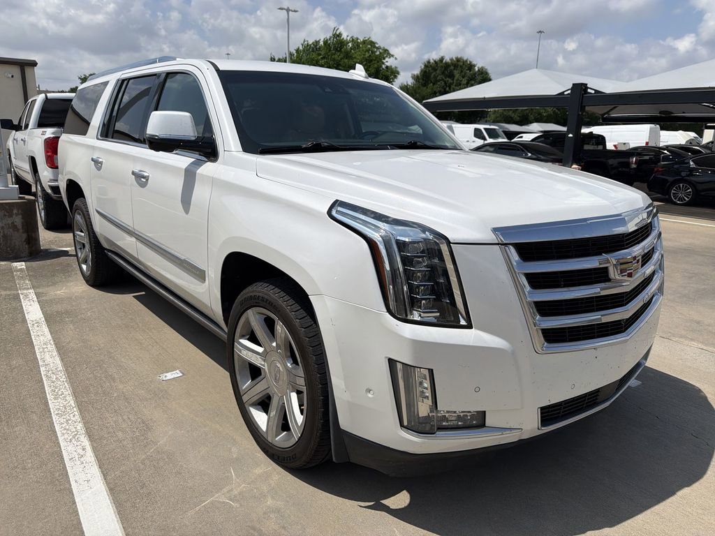 Used 2018 Cadillac Escalade ESV Premium Luxury AWD/4WD image 2