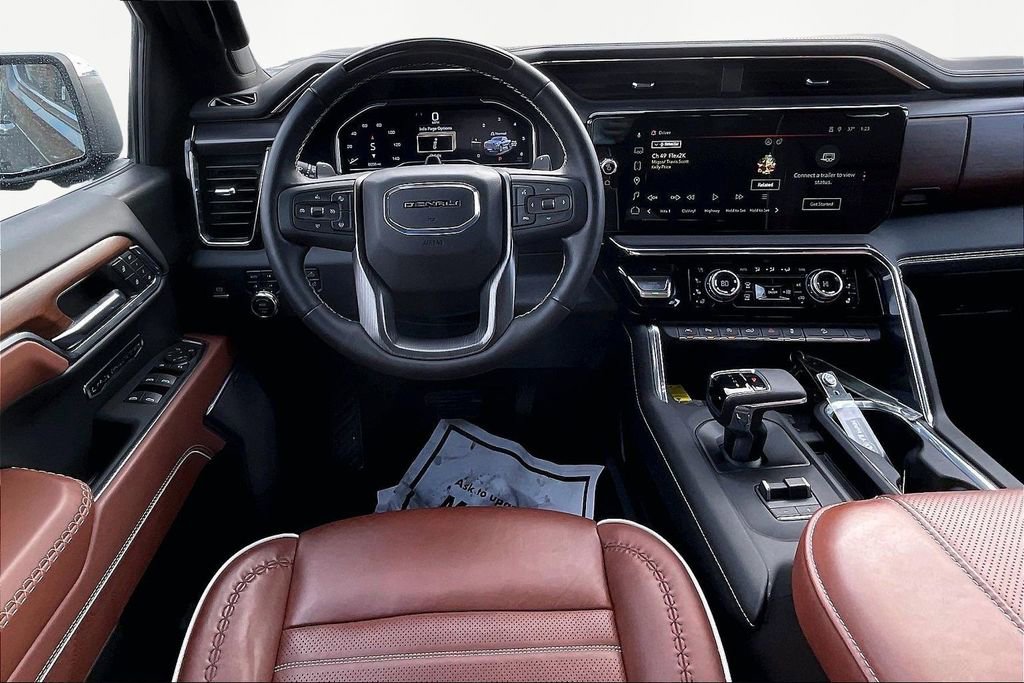 Used 2025 GMC Sierra 1500 Denali Ultimate image 11