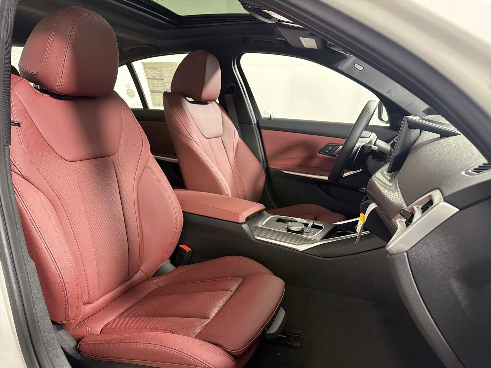 New 2026 BMW 330i xDrive Sedan w/ Premium Package AWD/4WD image 21