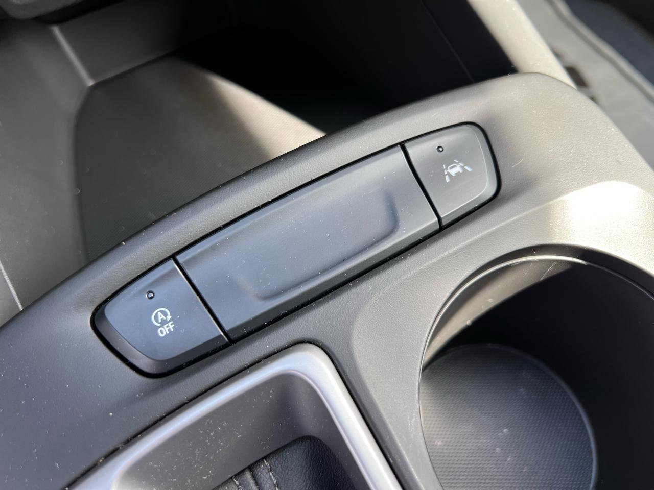 Used 2024 Chevrolet Trax LS w/ LS Convenience Package image 17