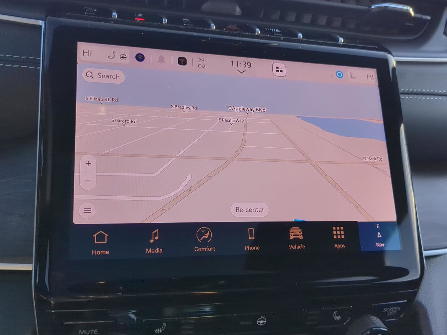 New 2025 Jeep Grand Cherokee Limited image 18