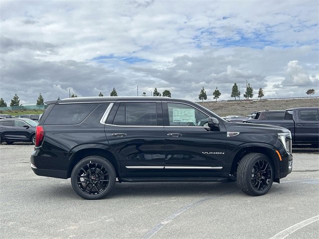 New 2026 GMC Yukon Elevation image 2