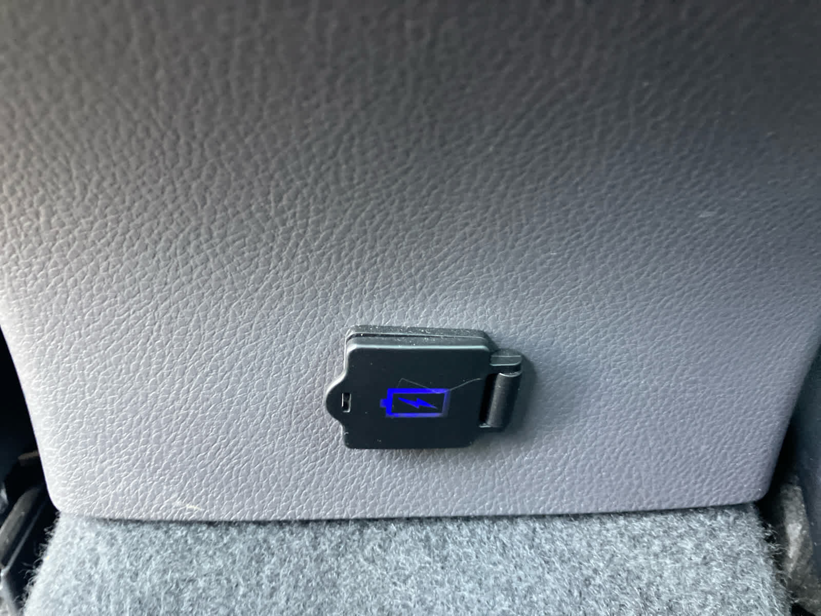 Used 2024 Toyota Camry LE FWD image 32