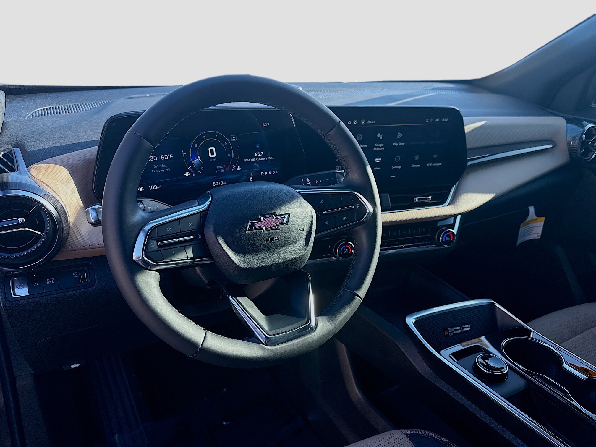 Used 2025 Chevrolet Equinox ACTIV w/ Safety and Technology Package image 9