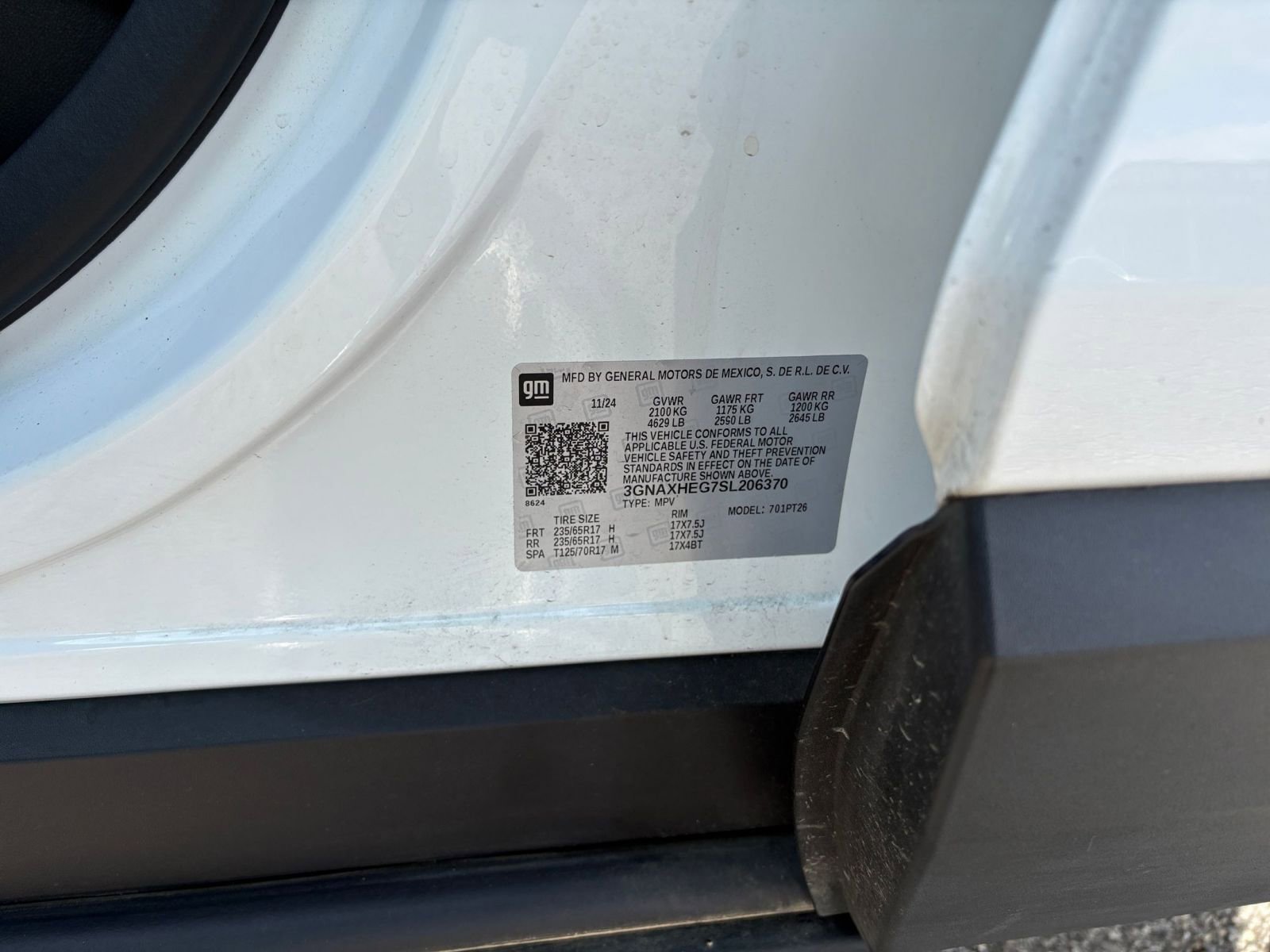 Used 2025 Chevrolet Equinox LT FWD image 29