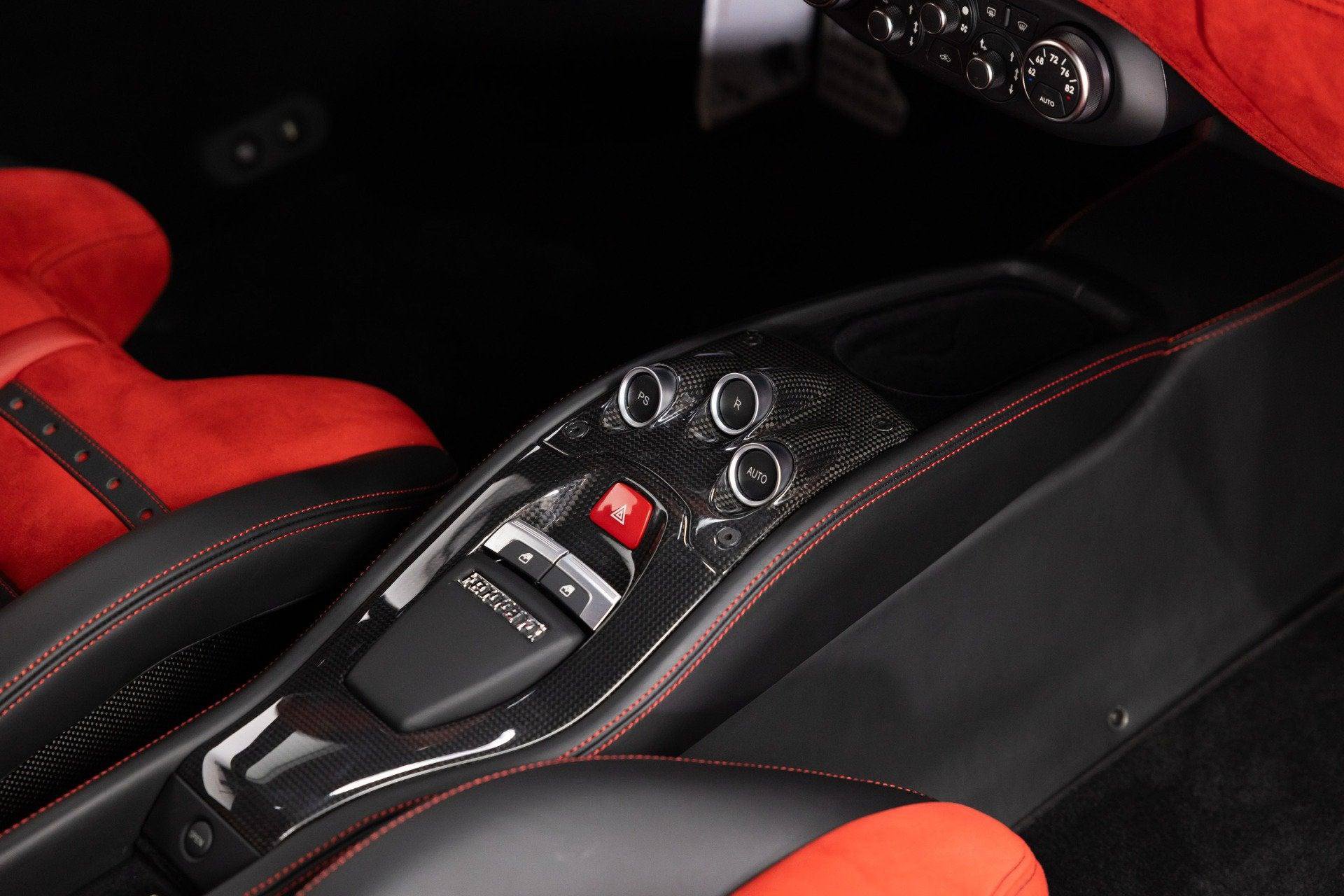 Certified 2015 Ferrari 458 Italia Coupe RWD image 67