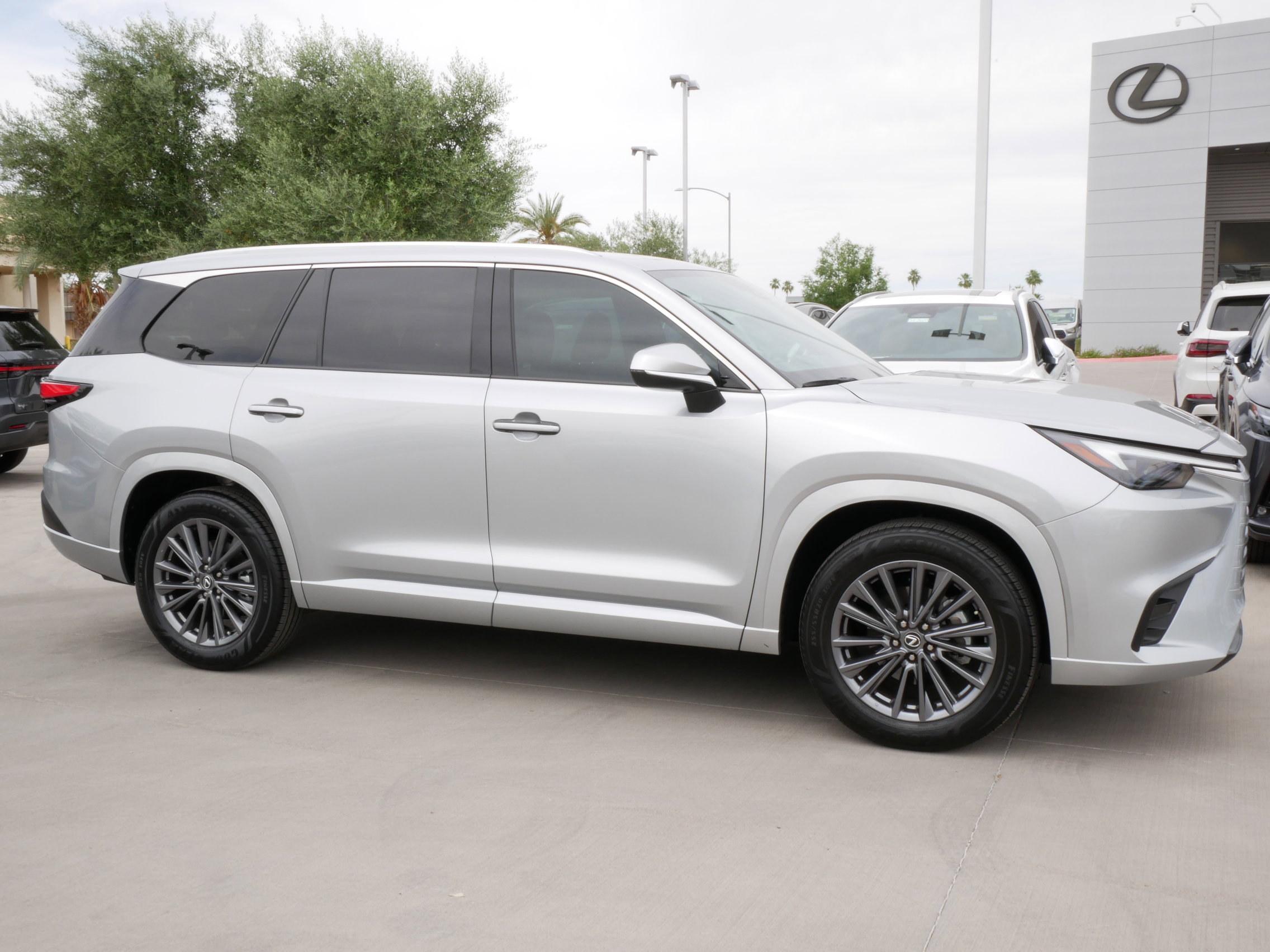 Used 2024 Lexus TX 350 FWD w/ Cold Weather Package image 15