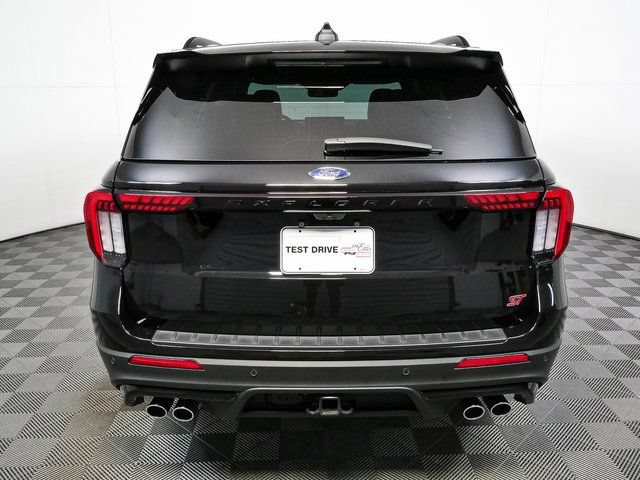 Used 2025 Ford Explorer ST AWD/4WD image 35