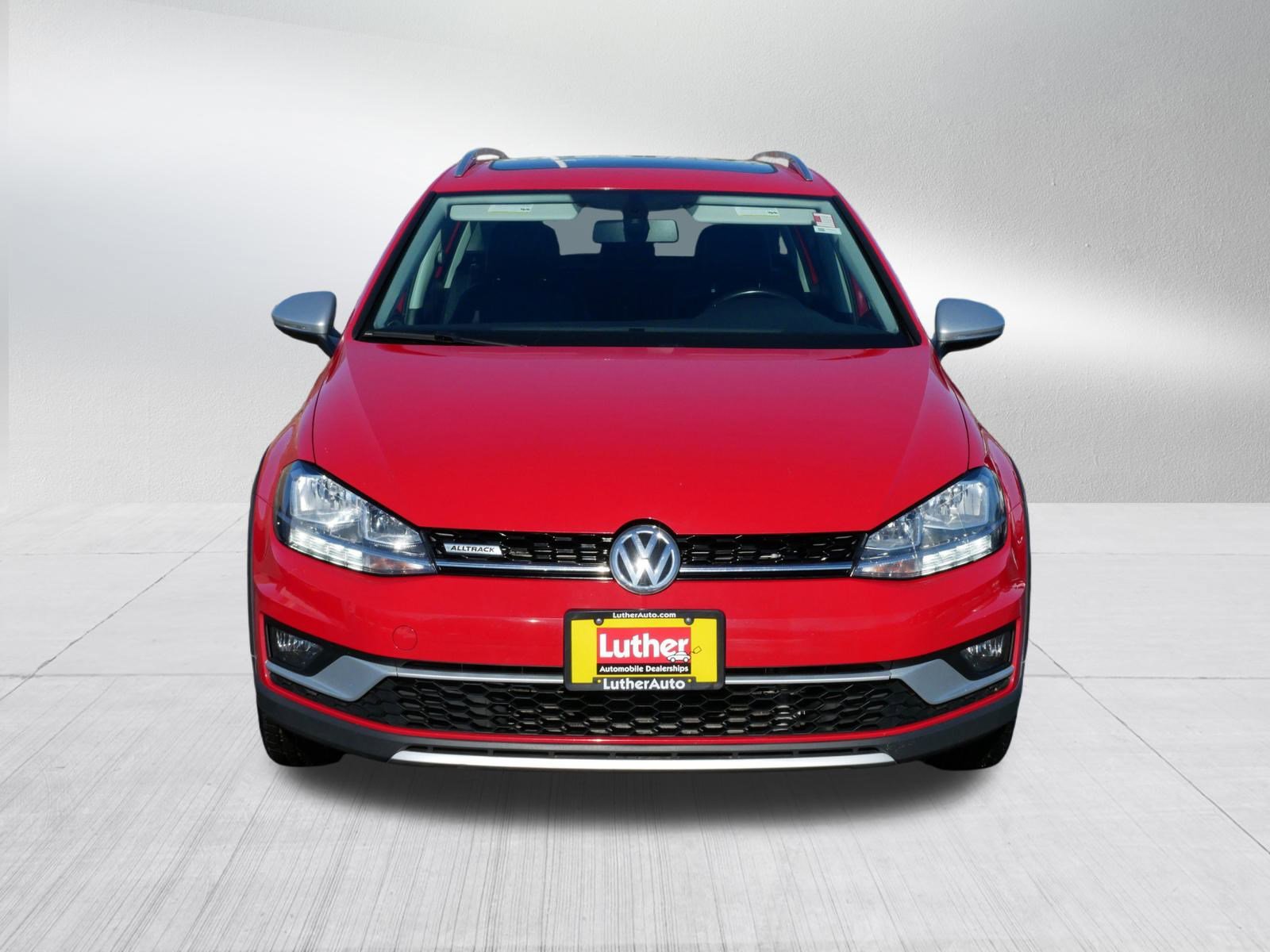 Used 2018 Volkswagen Golf Alltrack SE video 2