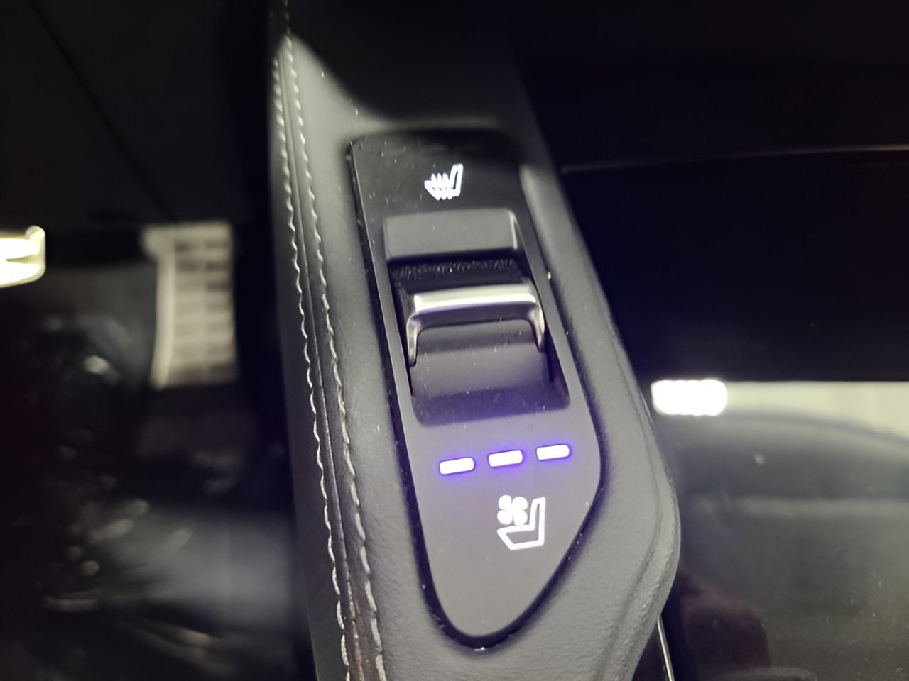 Used 2023 Kia Telluride SX Prestige AWD/4WD image 36