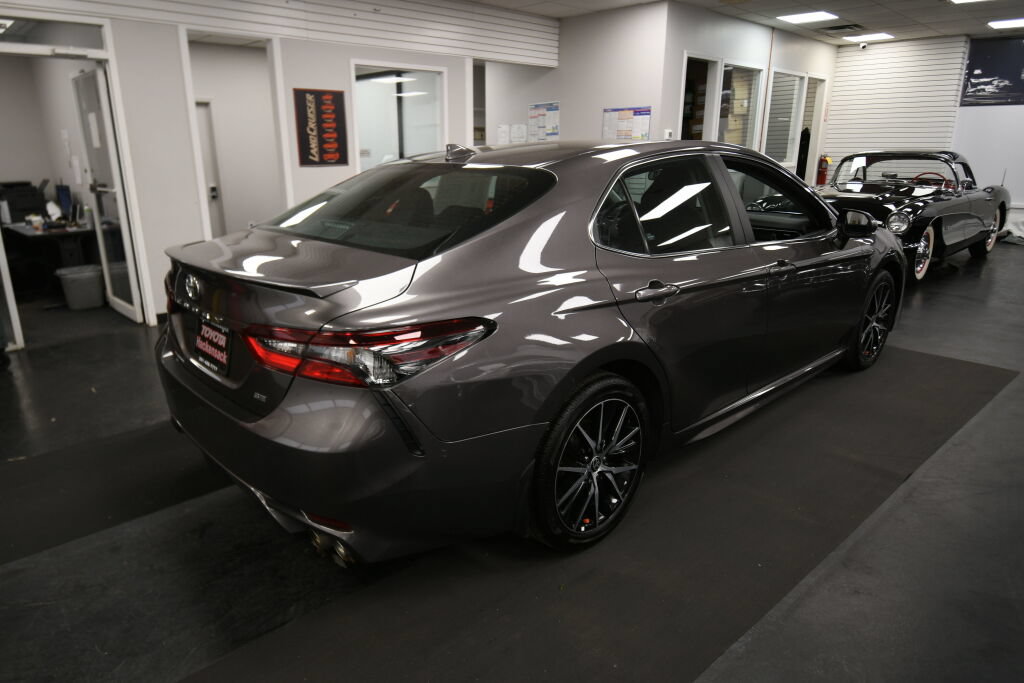 Certified 2024 Toyota Camry SE w/ Cold Weather Package FWD image 8