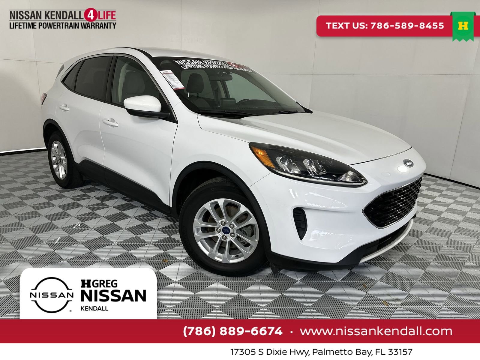 Used 2020 Ford Escape SE image 1