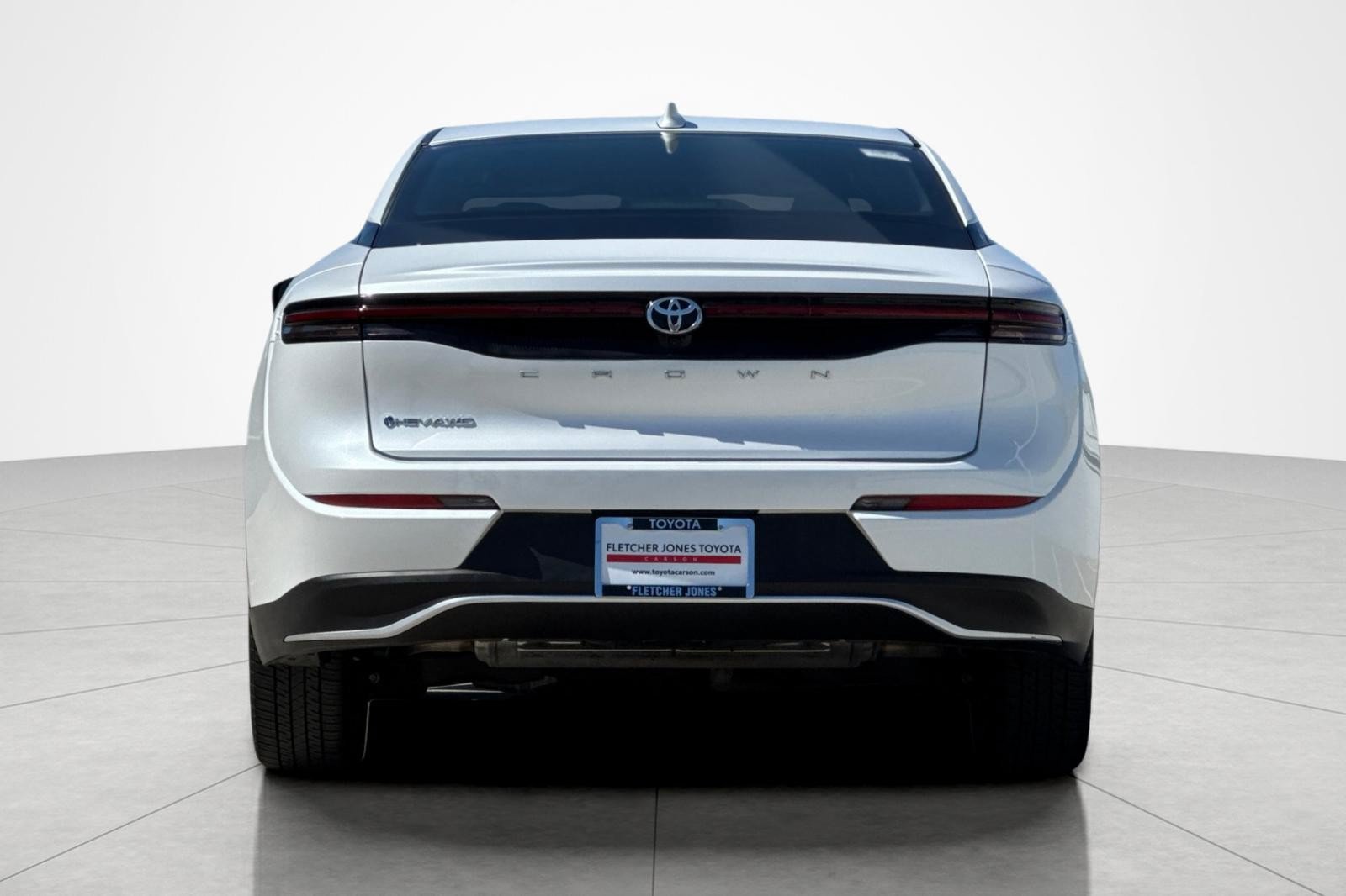 Certified 2024 Toyota Crown w/ Carpet Mat Package (TMS) AWD/4WD image 4