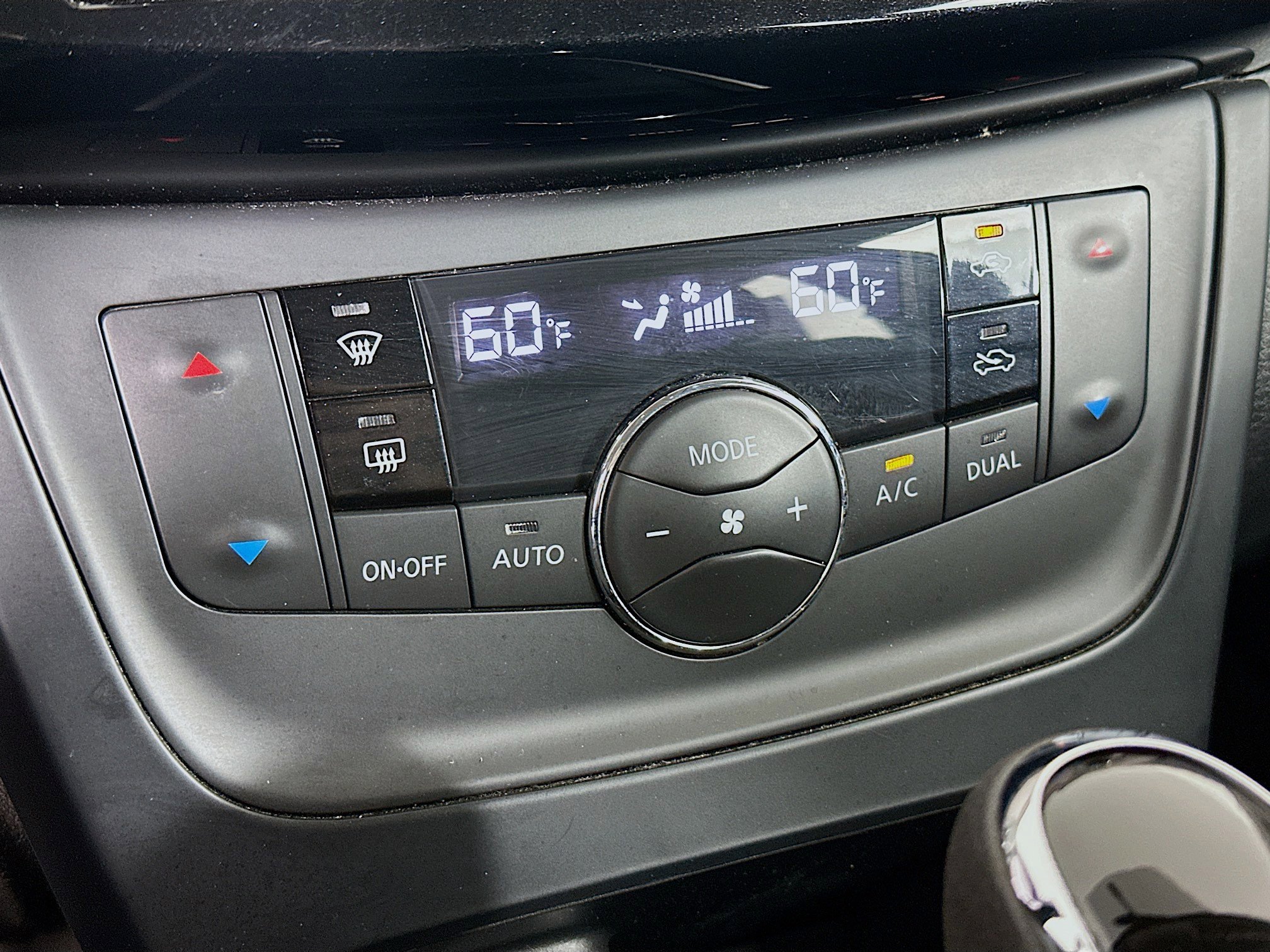 Used 2018 Nissan Sentra SV image 23