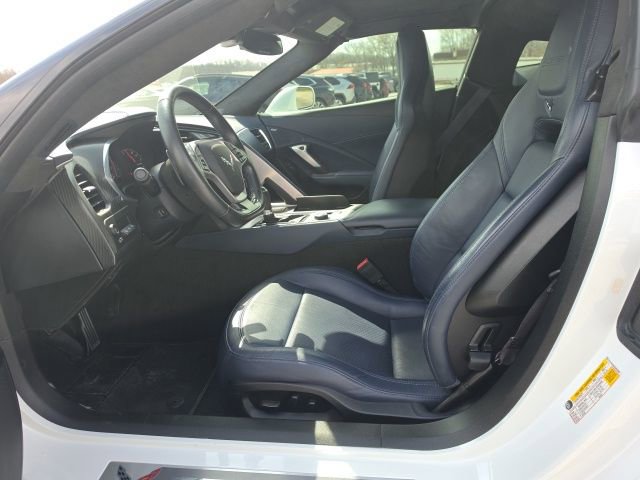 Used 2016 Chevrolet Corvette Z06 w/ 3LZ Preferred Equipment Group image 15