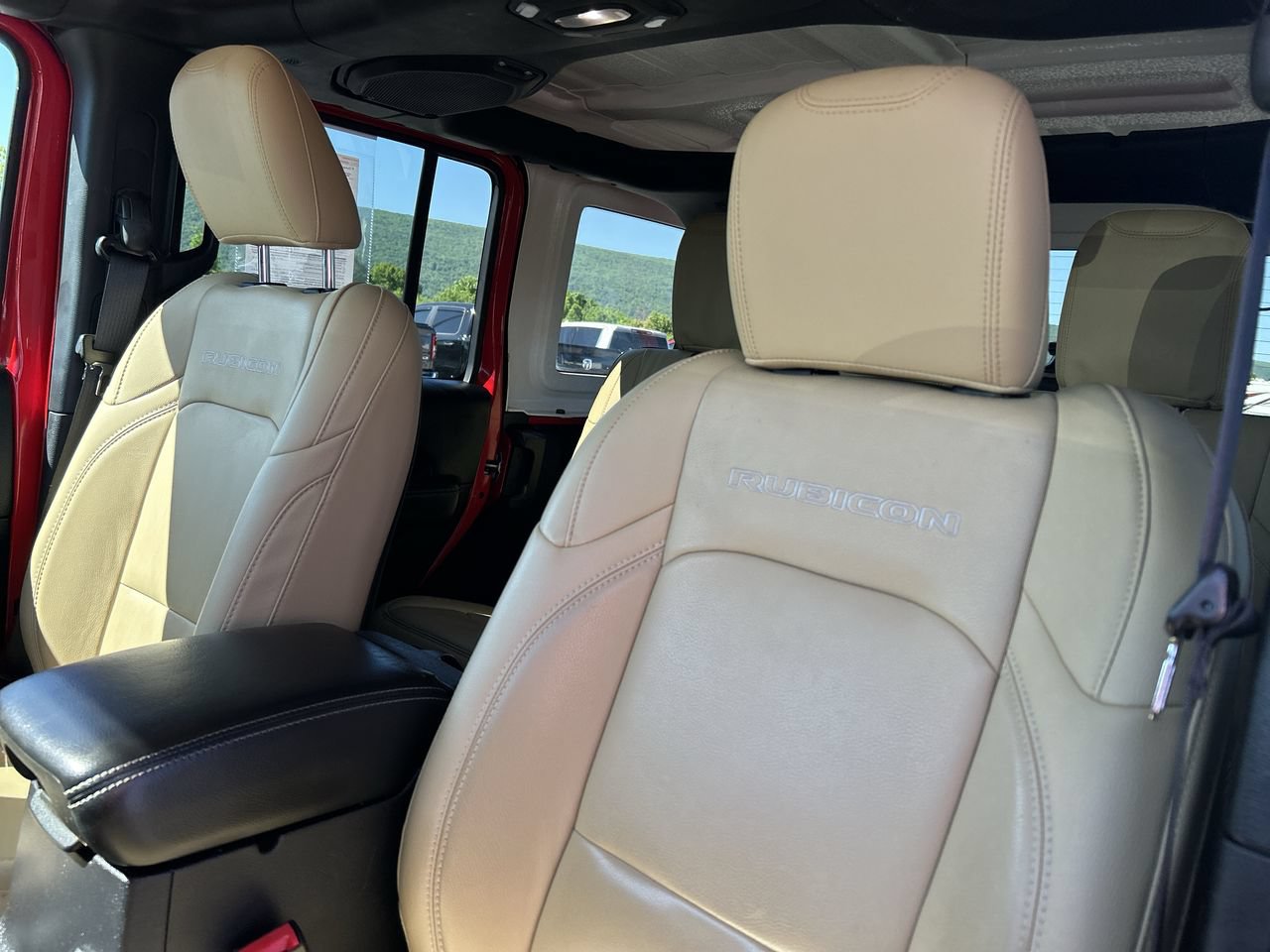 Used 2018 Jeep Wrangler Unlimited Rubicon AWD/4WD image 21