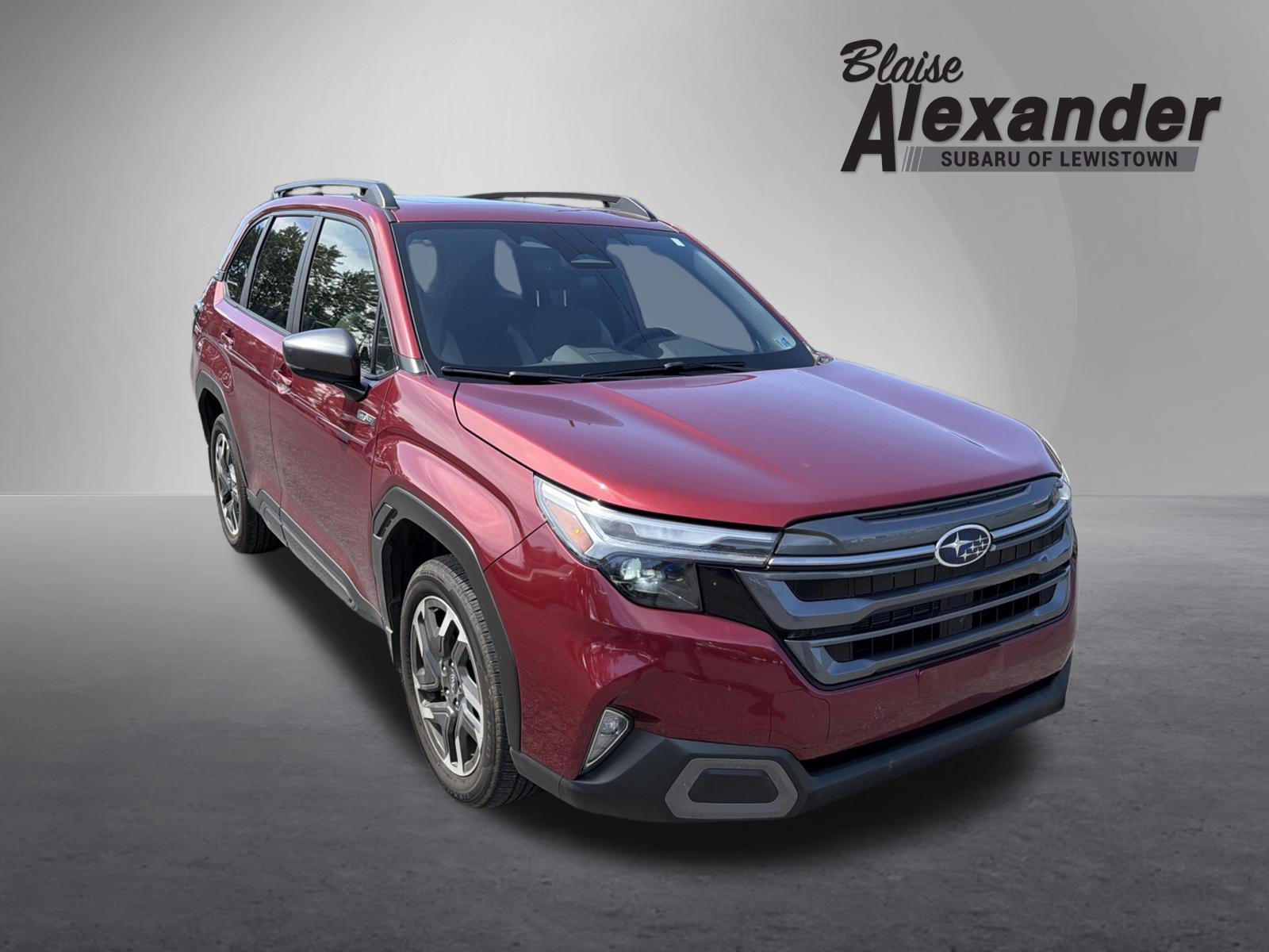 Used 2025 Subaru Forester Limited AWD/4WD image 1