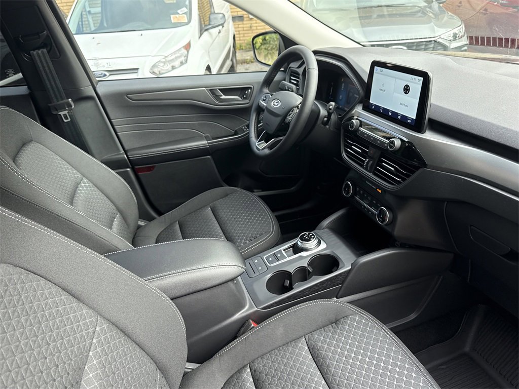 Used 2025 Ford Escape Active w/ Cold Weather Package image 25