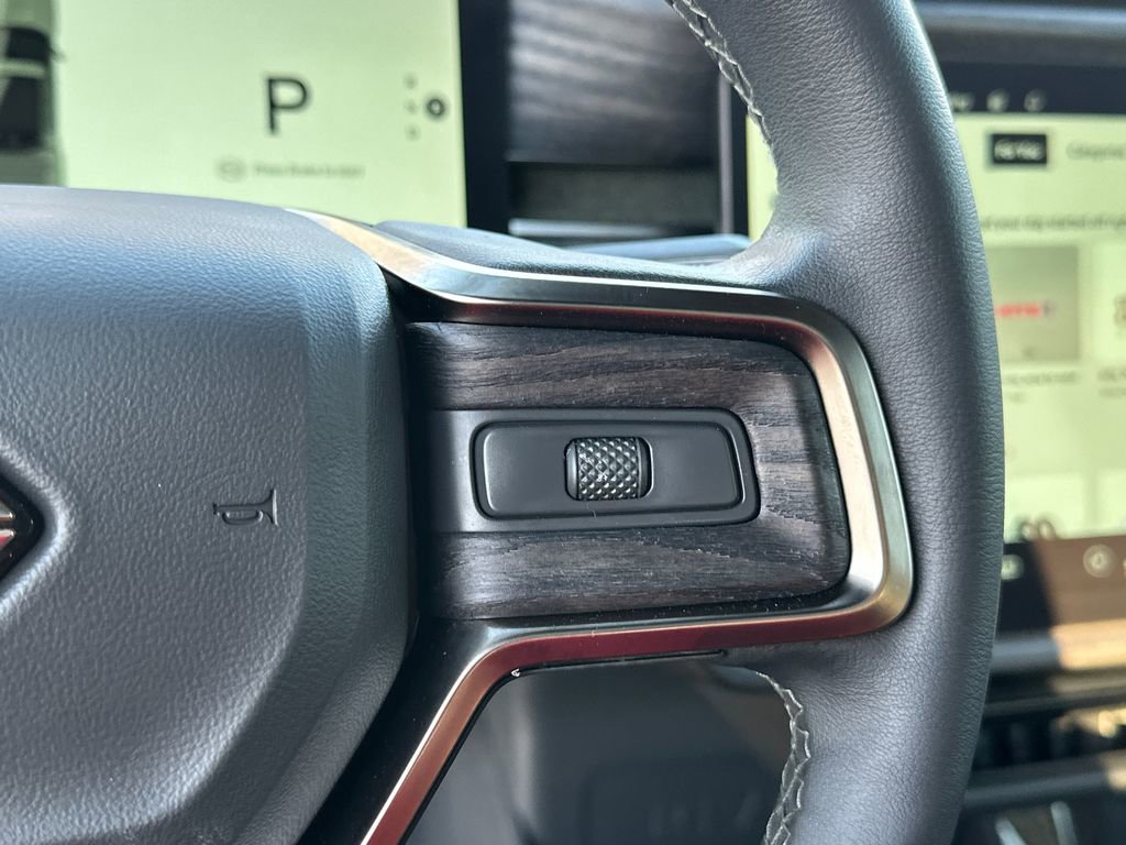 Used 2022 Rivian R1T Launch Edition image 27