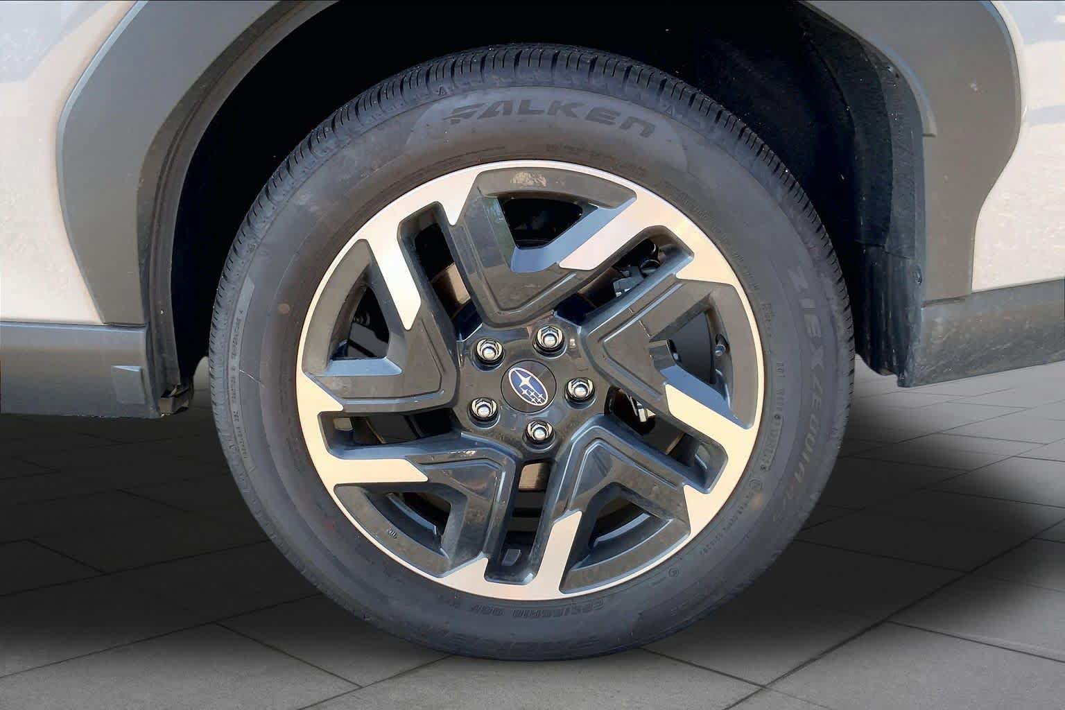 Used 2026 Subaru Forester Limited AWD/4WD image 11