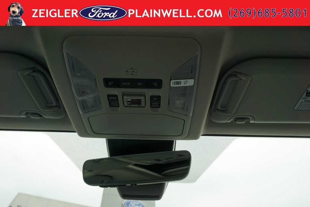 Used 2023 Toyota RAV4 Limited AWD/4WD image 31