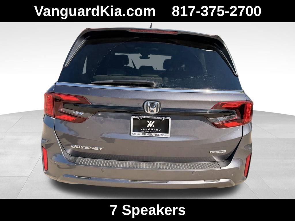 Used 2025 Honda Odyssey Touring image 3