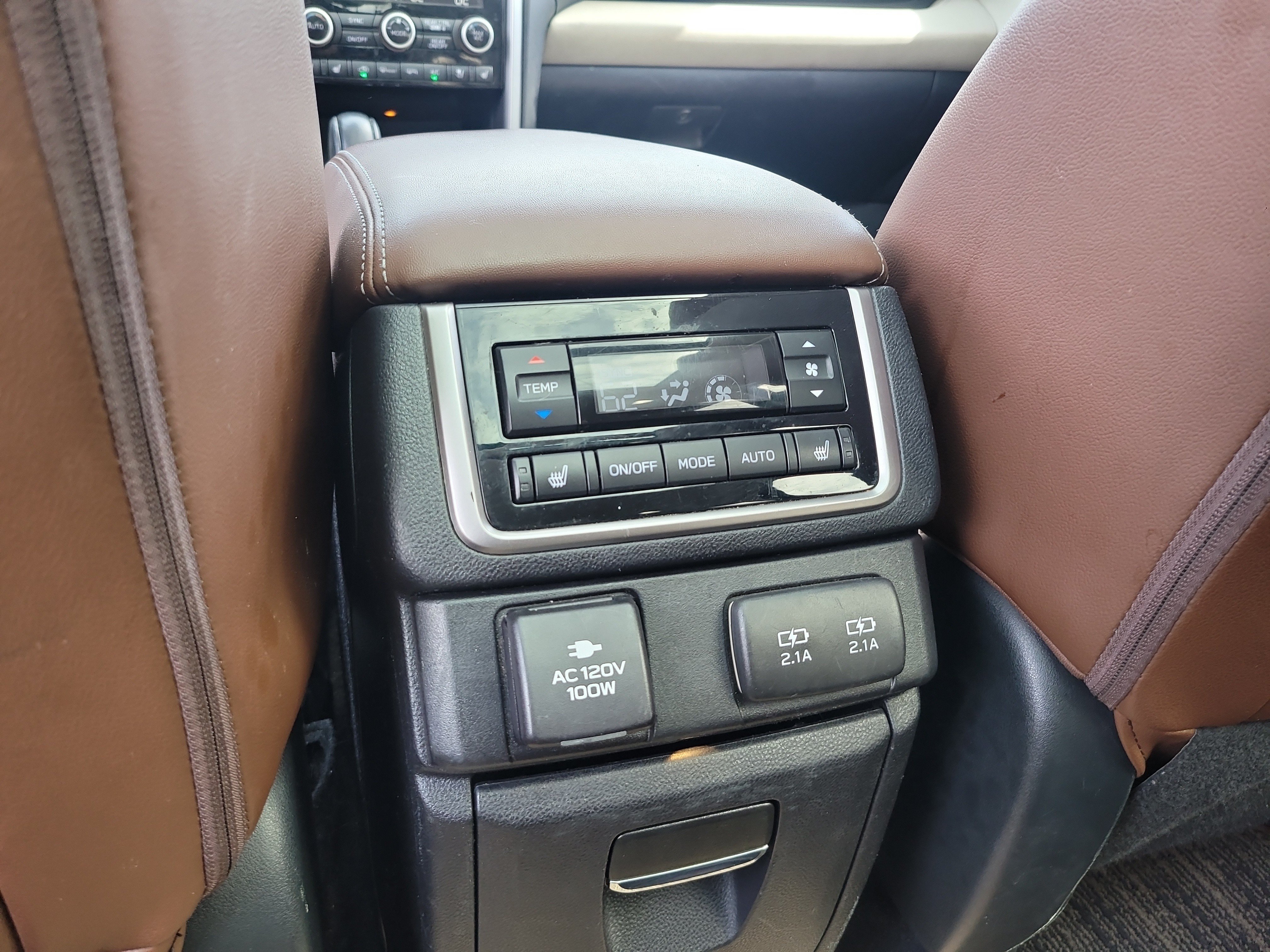 Used 2020 Subaru Ascent Touring AWD/4WD image 13