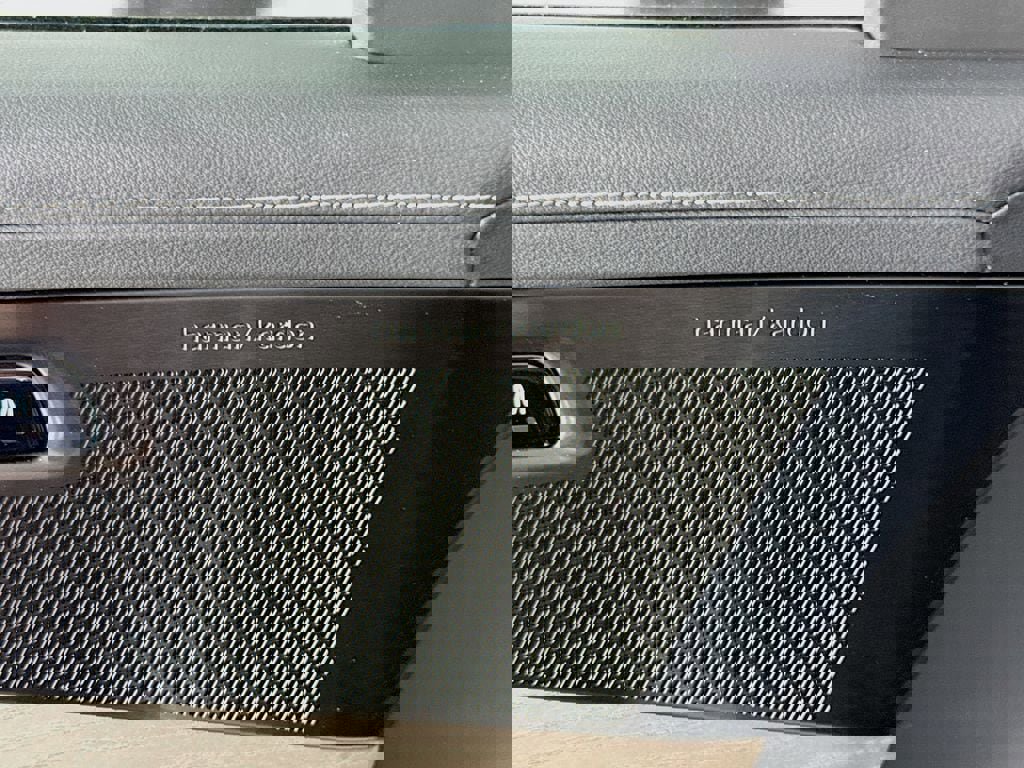 Certified 2026 Volvo XC90 B5 Plus w/ Protection Package image 19