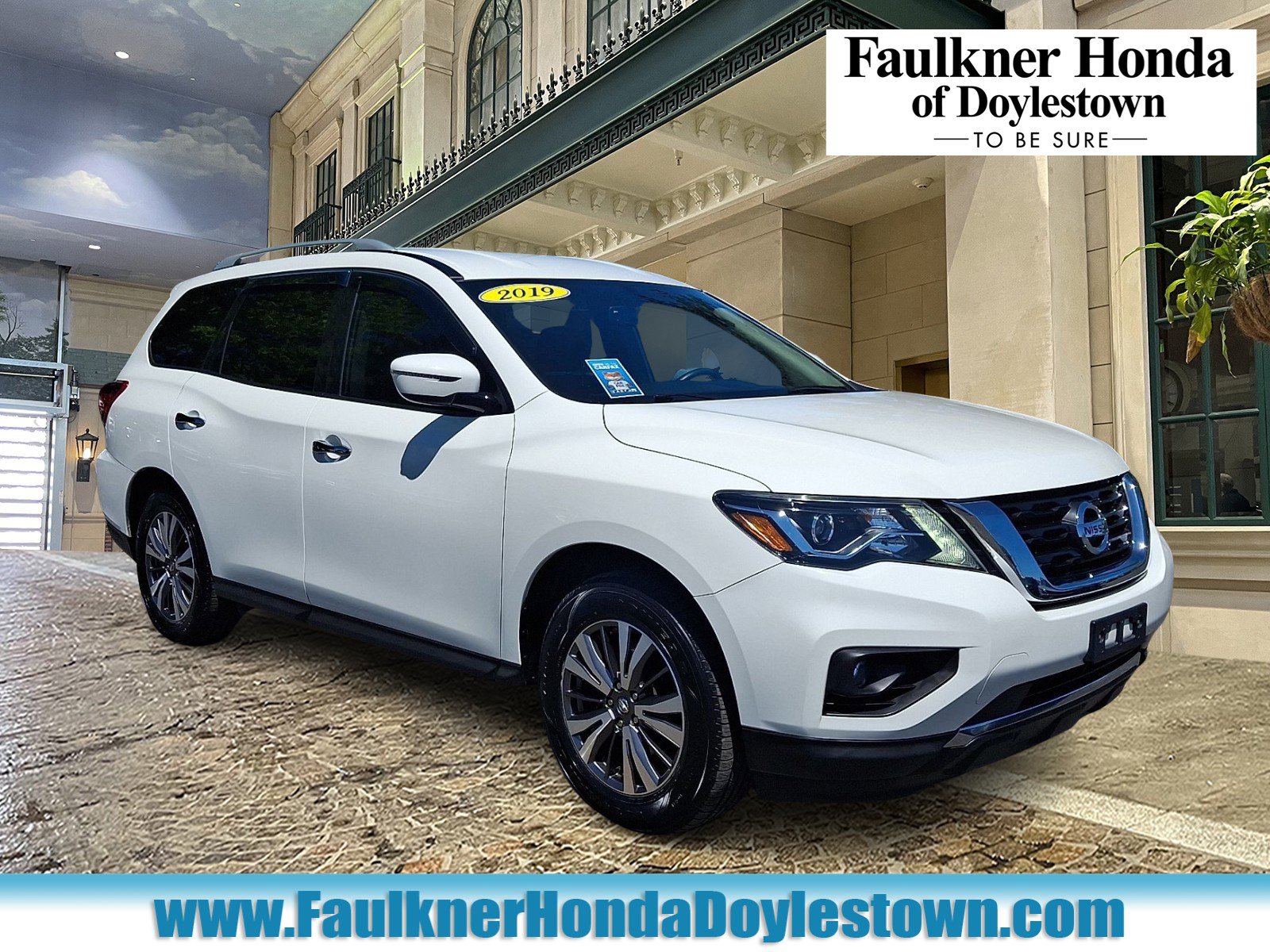 Used 2019 Nissan Pathfinder SV AWD/4WD video 1