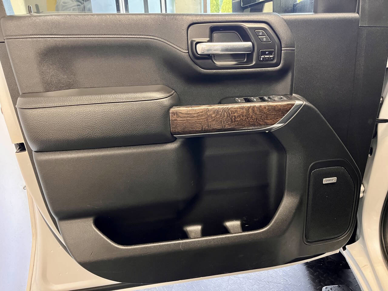Used 2020 GMC Sierra 3500 Denali w/ Denali Ultimate Package image 17