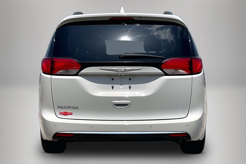 Certified 2019 Chrysler Pacifica Touring-L Plus FWD image 6