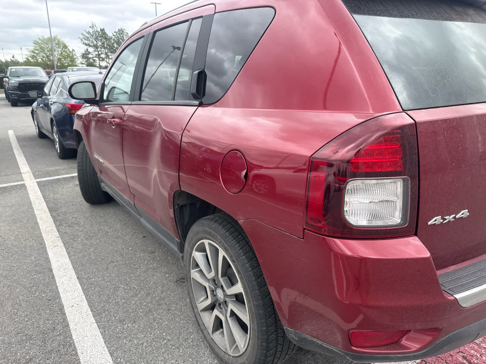 Used 2015 Jeep Compass Limited w/ Sun/Sound Group image 3
