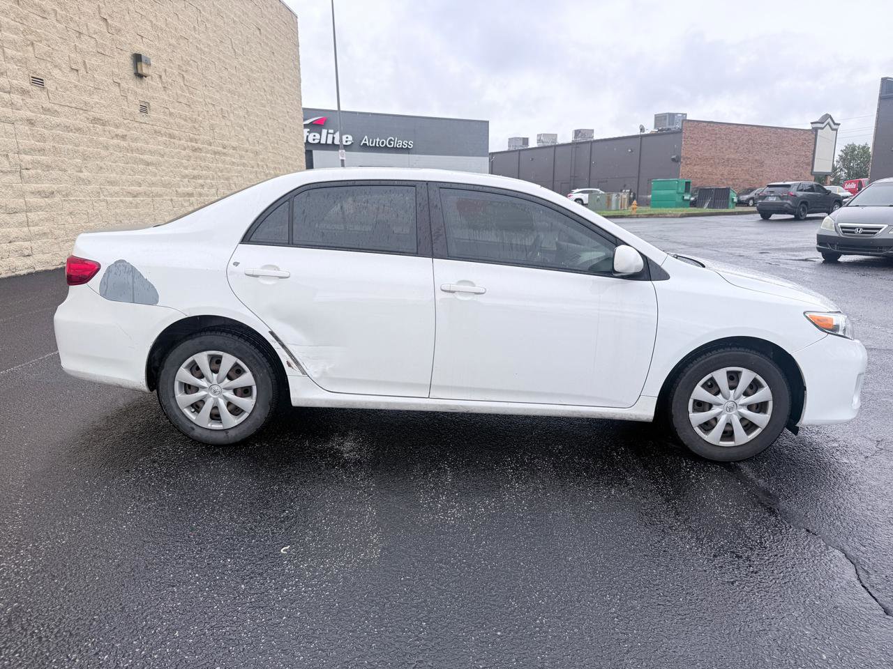 Used 2011 Toyota Corolla LE FWD image 6