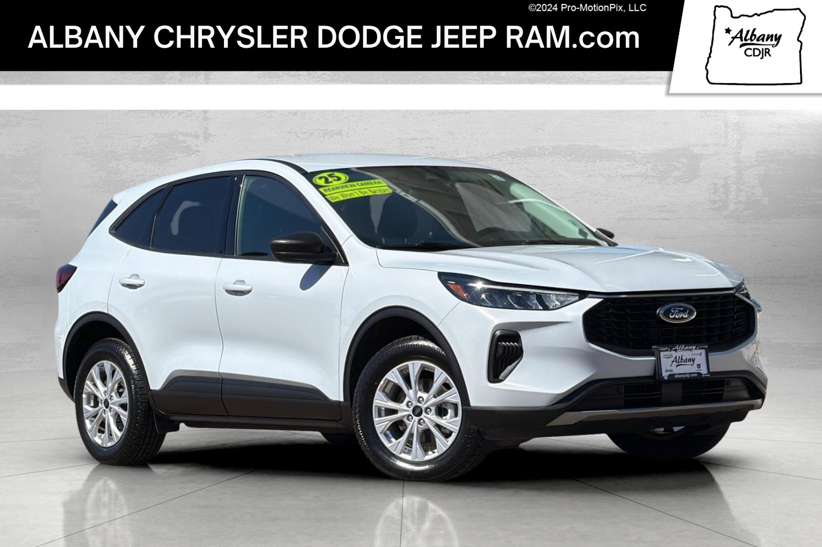 Used 2025 Ford Escape Active image 1