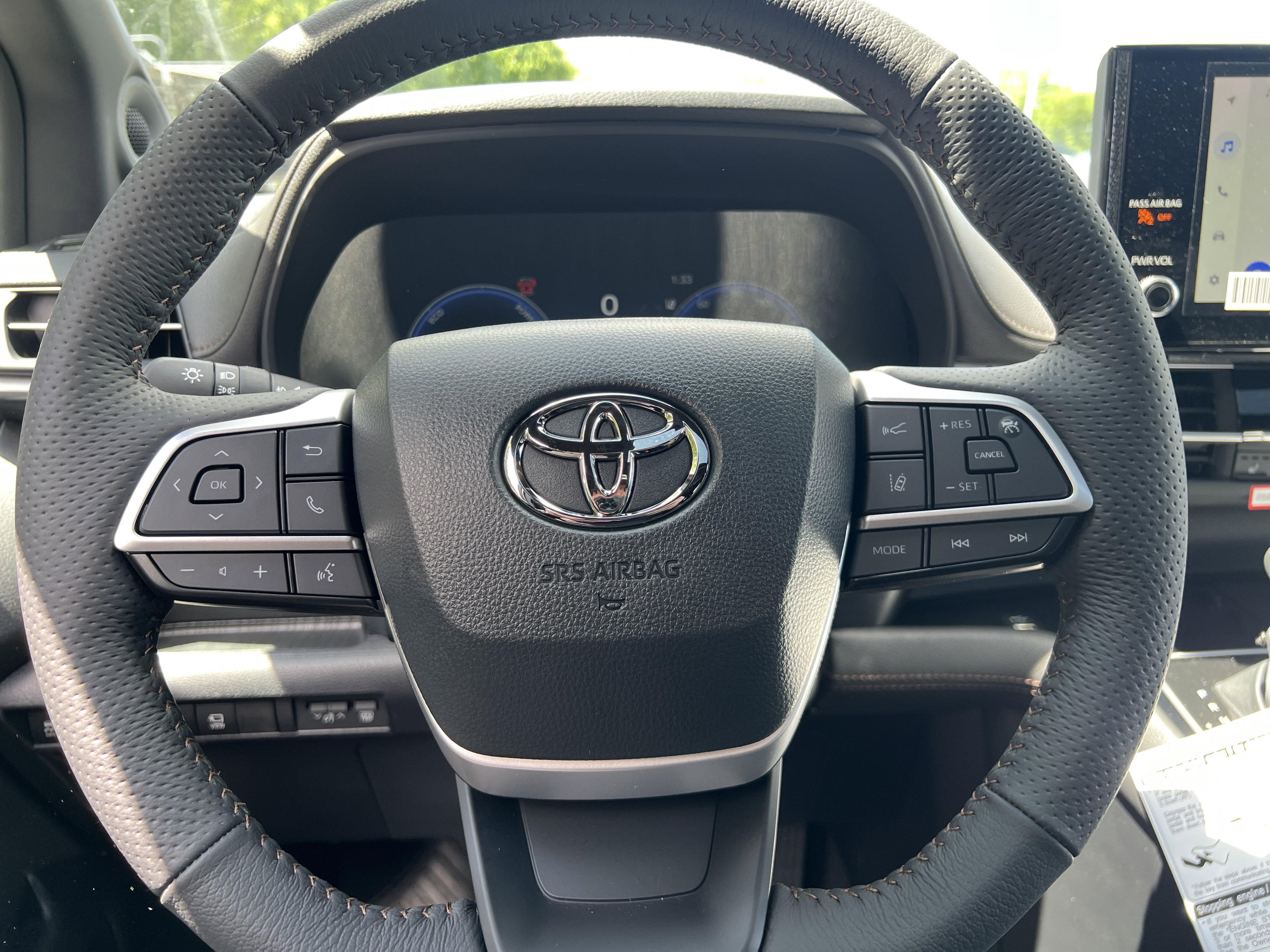 New 2026 Toyota Sienna Platinum image 15