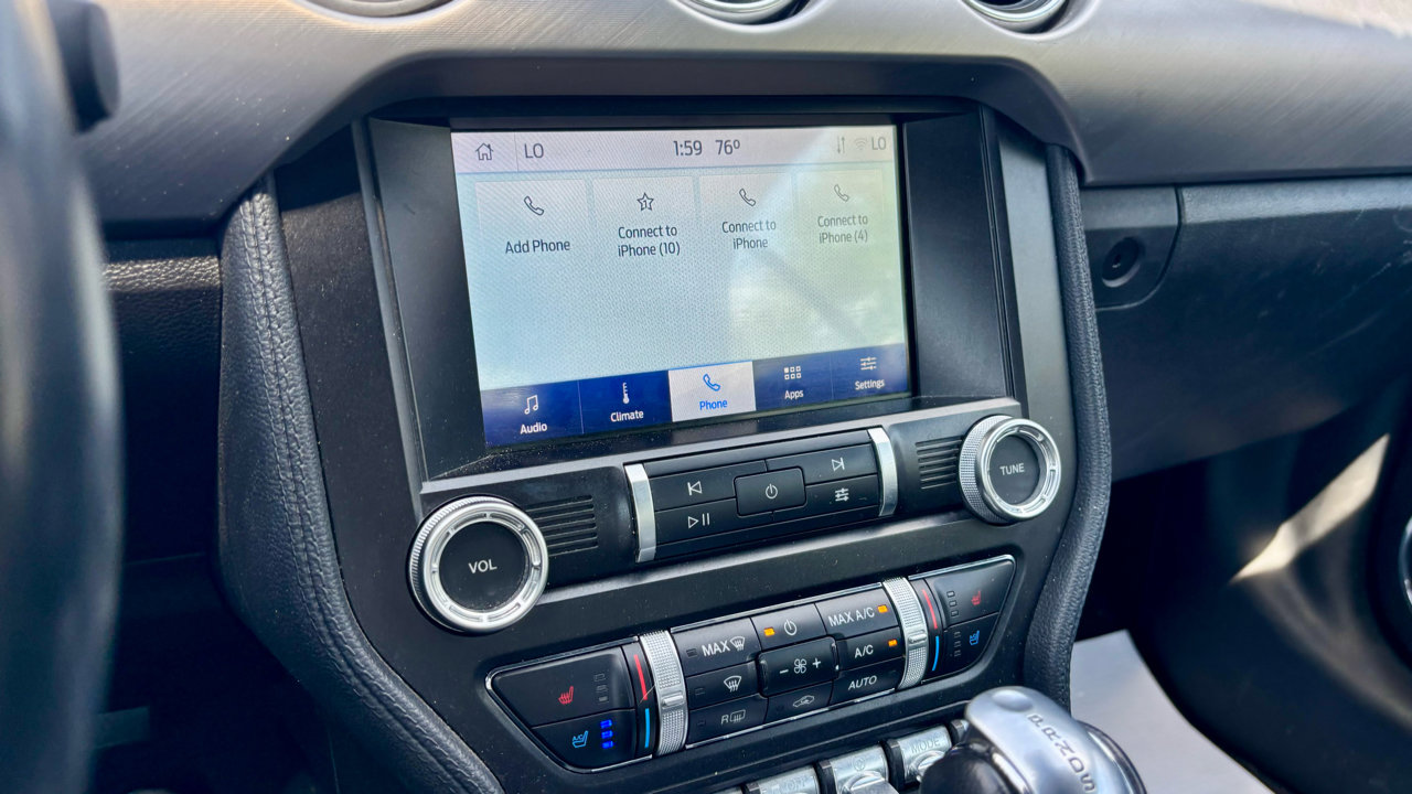 Used 2022 Ford Mustang Premium image 15