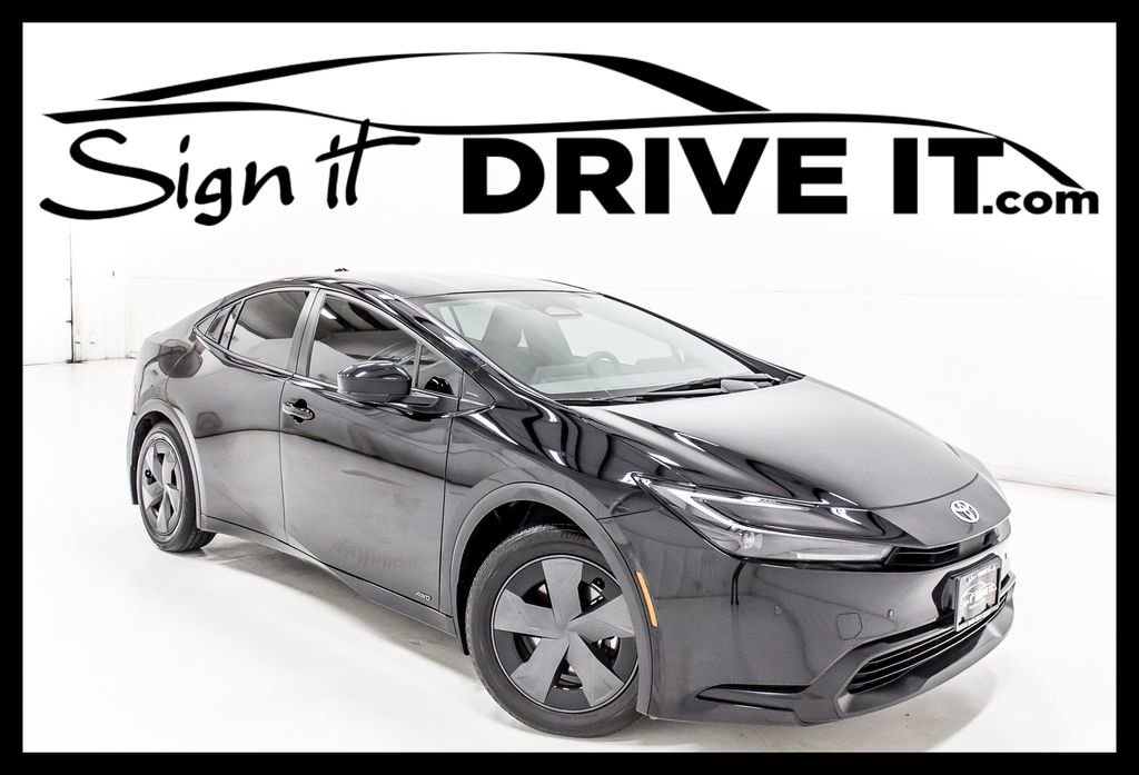 Used 2023 Toyota Prius LE
