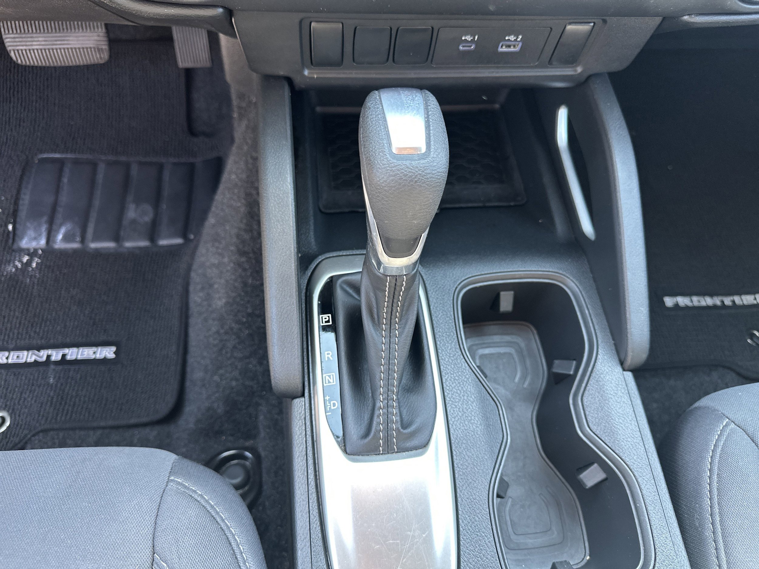 Used 2023 Nissan Frontier SV image 29
