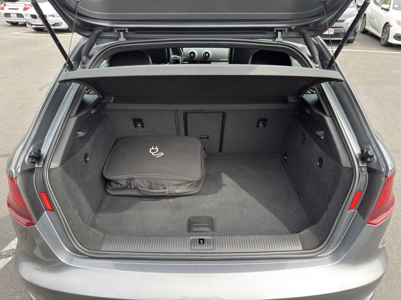 Used 2016 Audi A3 e-tron Premium w/ Audi MMI Navigation Plus image 23