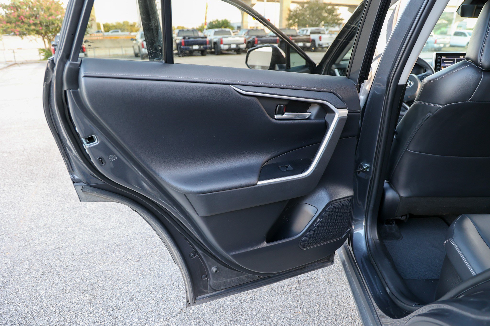 Certified 2021 Toyota RAV4 Limited AWD/4WD image 36