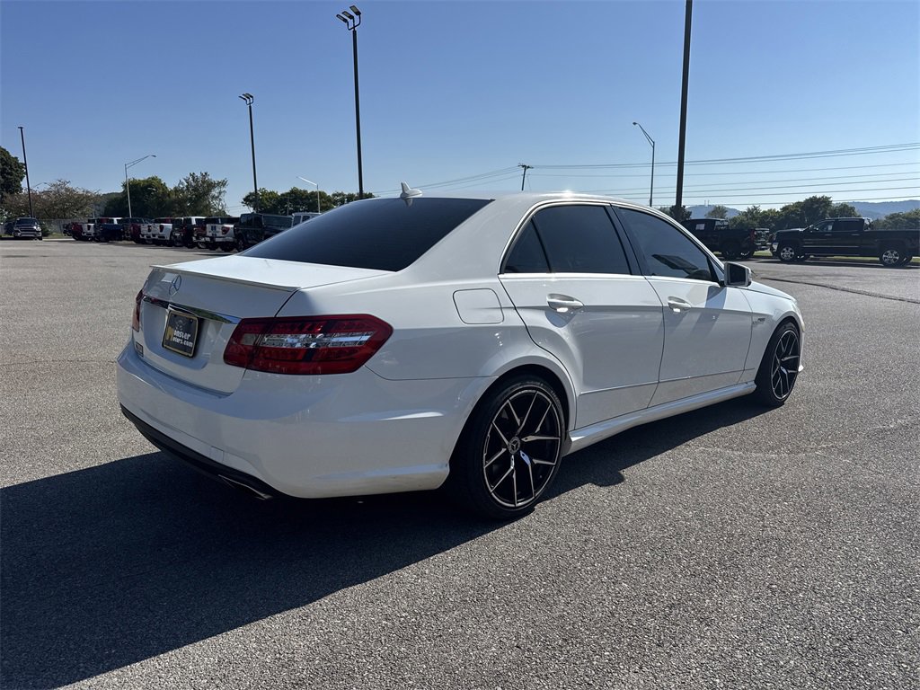 Used 2013 Mercedes-Benz E 350 4MATIC Sedan image 5