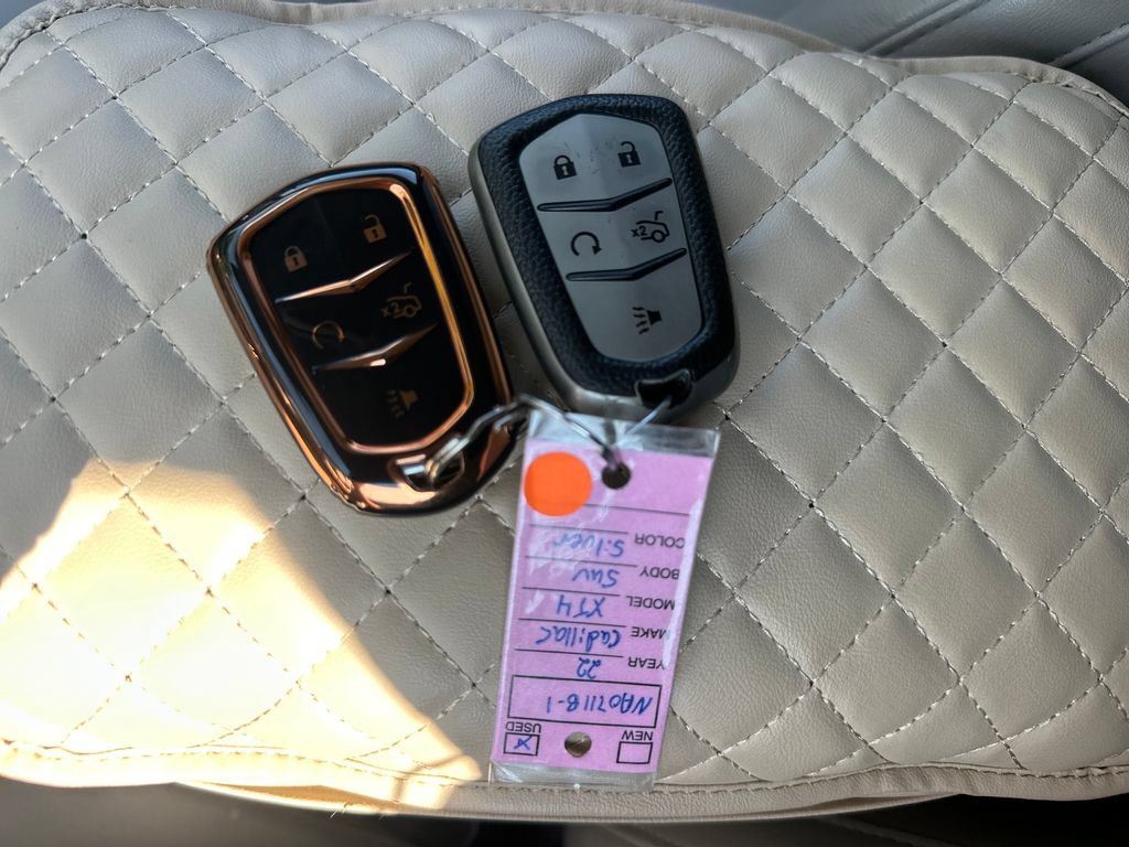 Used 2022 Cadillac XT4 Premium Luxury w/ Safety Alert Package AWD/4WD image 48