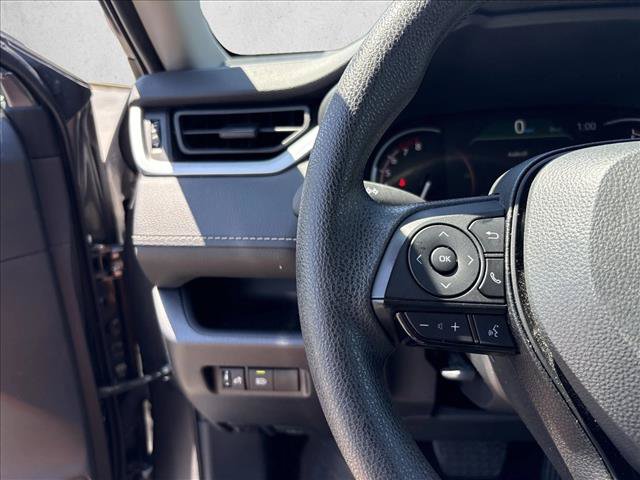 Certified 2025 Toyota RAV4 XLE FWD image 18
